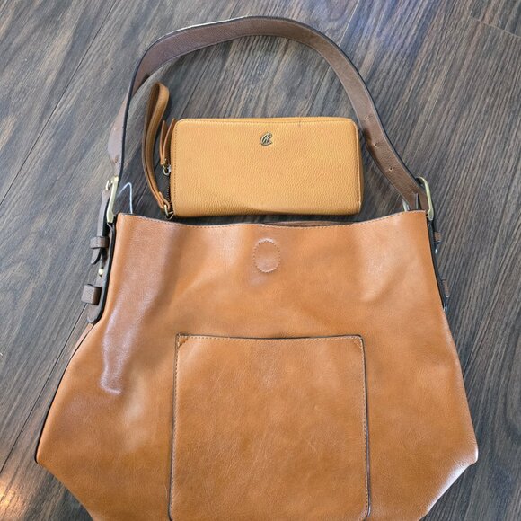 Two-Piece Tan Shoulder Bag and Wallet Wristlet Set NWOT - Picture 9 of 11